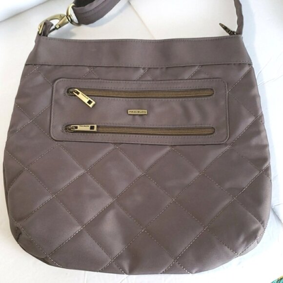 Travelon Anti-Theft Quilted Crossbody Bag - Picture 1 of 10